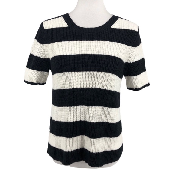 Banana Republic Tops - Banana Republic Black & White Knit Blouse, Size S